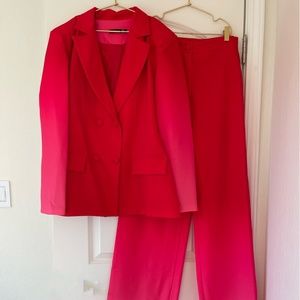Women’s Ombré pant suit